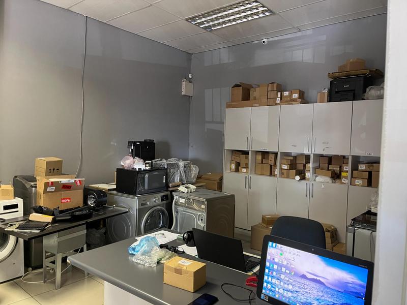 To Let Commercial Property for Rent in Montague Gardens Western Cape